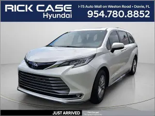 Toyota Sienna 2021 Limited 7-Passenger 4dr Mini-Van