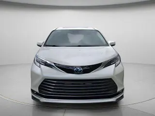 Toyota Sienna 2021 Limited 7-Passenger 4dr Mini-Van