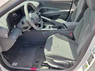 Hyundai ELANTRA 2026 SEL Sport 4dr Sedan