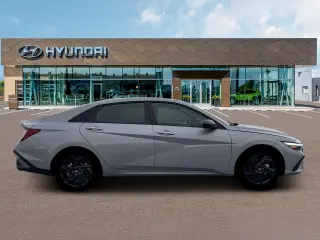 Hyundai ELANTRA 2026 SEL Sport 4dr Sedan