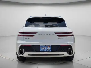 Genesis GV70 2023 AWD 2.5T Standard 4dr SUV