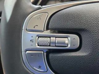 Genesis GV70 2023 AWD 2.5T Standard 4dr SUV