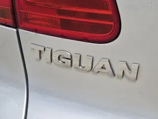 Volkswagen Tiguan 2012 AWD SEL 4Motion 4dr SUV w/ Premium Navigation and Dynaudio (ends 11/09)