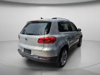 Volkswagen Tiguan 2012 AWD SEL 4Motion 4dr SUV w/ Premium Navigation and Dynaudio (ends 11/09)