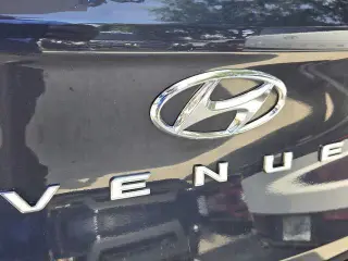 Hyundai VENUE 2023 Limited 4dr Crossover