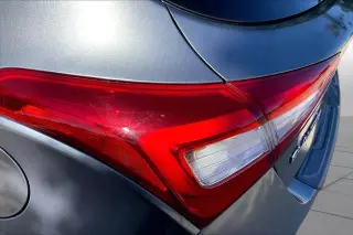 Hyundai ELANTRA GT 2016 4dr Hatchback 6M