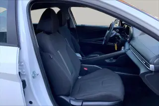 Hyundai ELANTRA 2025 SE 4dr Sedan