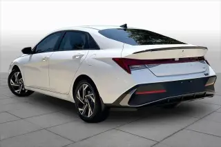 Hyundai ELANTRA Hybrid 2025 SEL Sport 4dr Sedan