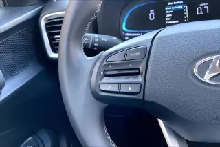 Hyundai VENUE 2025 SEL 4dr Crossover