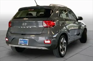 Hyundai VENUE 2025 SEL 4dr Crossover