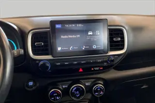Hyundai VENUE 2025 SEL 4dr Crossover