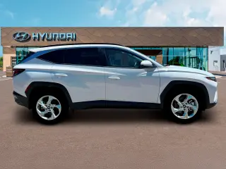 Hyundai TUCSON 2024 SEL 4dr SUV (midyear release)
