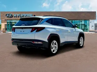 Hyundai TUCSON 2024 SEL 4dr SUV (midyear release)
