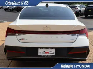 Hyundai ELANTRA Hybrid 2025 Limited 4dr Sedan