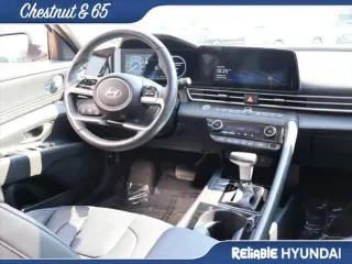 Hyundai ELANTRA Hybrid 2025 Limited 4dr Sedan
