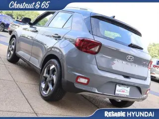 Hyundai VENUE 2022 Limited 4dr Crossover