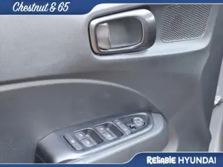 Hyundai VENUE 2022 Limited 4dr Crossover