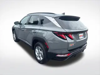 Hyundai TUCSON 2024 AWD SEL 4dr SUV (midyear release)