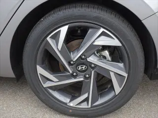 Hyundai ELANTRA 2025 Limited 4dr Sedan