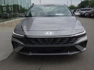 Hyundai ELANTRA 2025 Limited 4dr Sedan