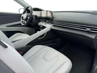 Hyundai ELANTRA 2025 Limited 4dr Sedan