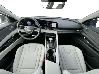 Hyundai ELANTRA 2025 Limited 4dr Sedan