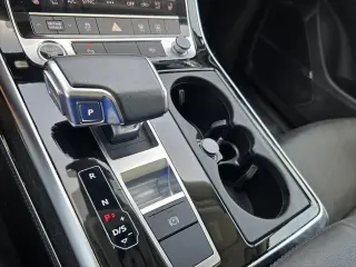 Audi Q7 2023 AWD quattro Premium Plus 55 TFSI 4dr SUV