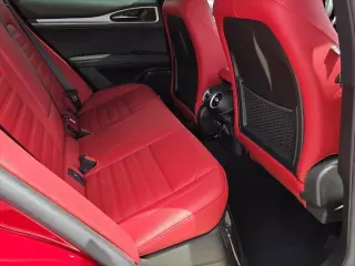 Alfa Romeo Stelvio 2024 AWD Veloce 4dr Crossover