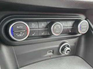 Alfa Romeo Stelvio 2024 AWD Veloce 4dr Crossover