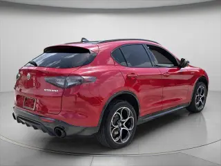 Alfa Romeo Stelvio 2024 AWD Veloce 4dr Crossover