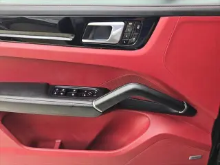 Porsche Cayenne 2021 AWD Coupe 4dr SUV