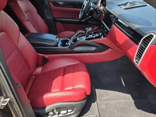 Porsche Cayenne 2021 AWD Coupe 4dr SUV