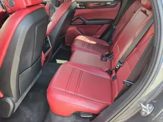Porsche Cayenne 2021 AWD Coupe 4dr SUV