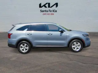 Kia Sorento 2023 LX 4dr SUV