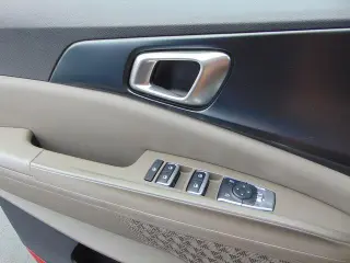 Kia Carnival Hybrid 2026 LXS 4dr Mini-Van