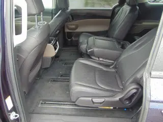 Kia Carnival Hybrid 2026 LXS 4dr Mini-Van