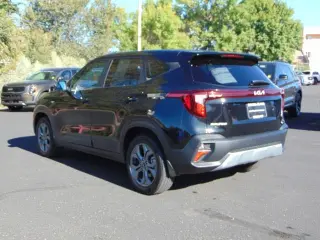 Kia Seltos 2024 AWD S 4dr SUV