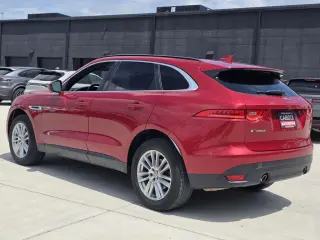 Jaguar F-PACE 2018 AWD 25t Prestige 4dr SUV