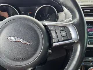 Jaguar F-PACE 2018 AWD 25t Prestige 4dr SUV