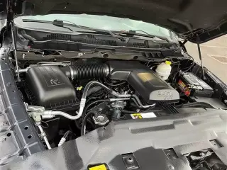 2015 RAM 1500 ST Quab Cab 4x2