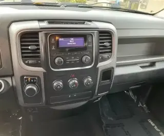 2015 RAM 1500 ST Quab Cab 4x2