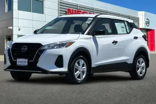 2025 Nissan Kicks Play
