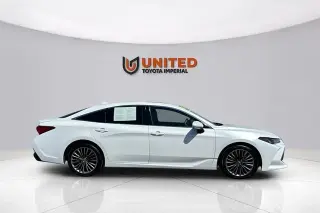 2022 Toyota Avalon Hybrid