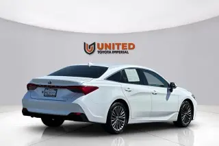 2022 Toyota Avalon Hybrid
