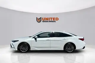 2022 Toyota Avalon Hybrid