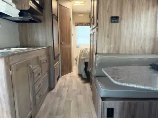 2018 Chevrolet Express Cutaway 4500