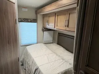 2018 Chevrolet Express Cutaway 4500