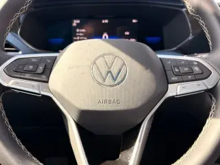 2023 Volkswagen Taos