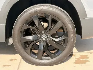 2023 Volkswagen Taos
