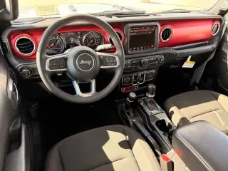 2023 Jeep Gladiator